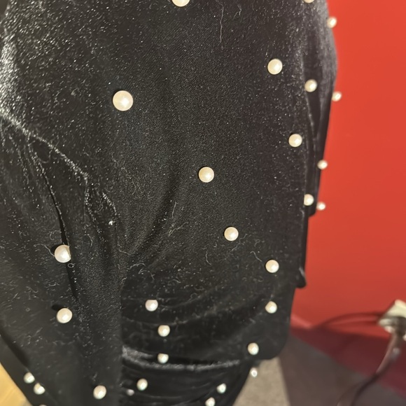 ELOQUII Plus Size Velvet Mini Dress with Pearls - Size 14 - Picture 4 of 5